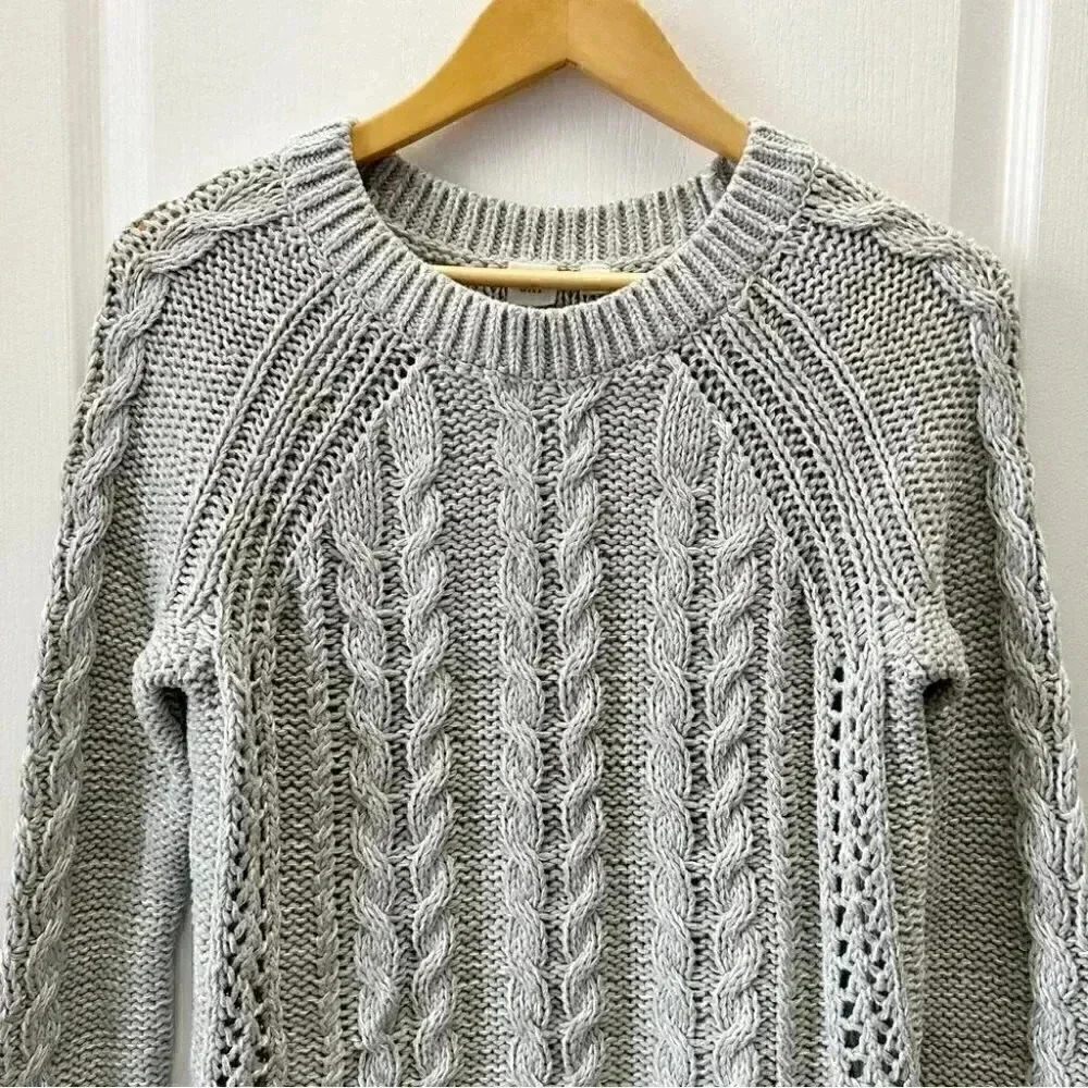 GAP Grey Cable Knit Sweater Cotton Crewneck Fisherman Pullover Size Small - Picture 9 of 16